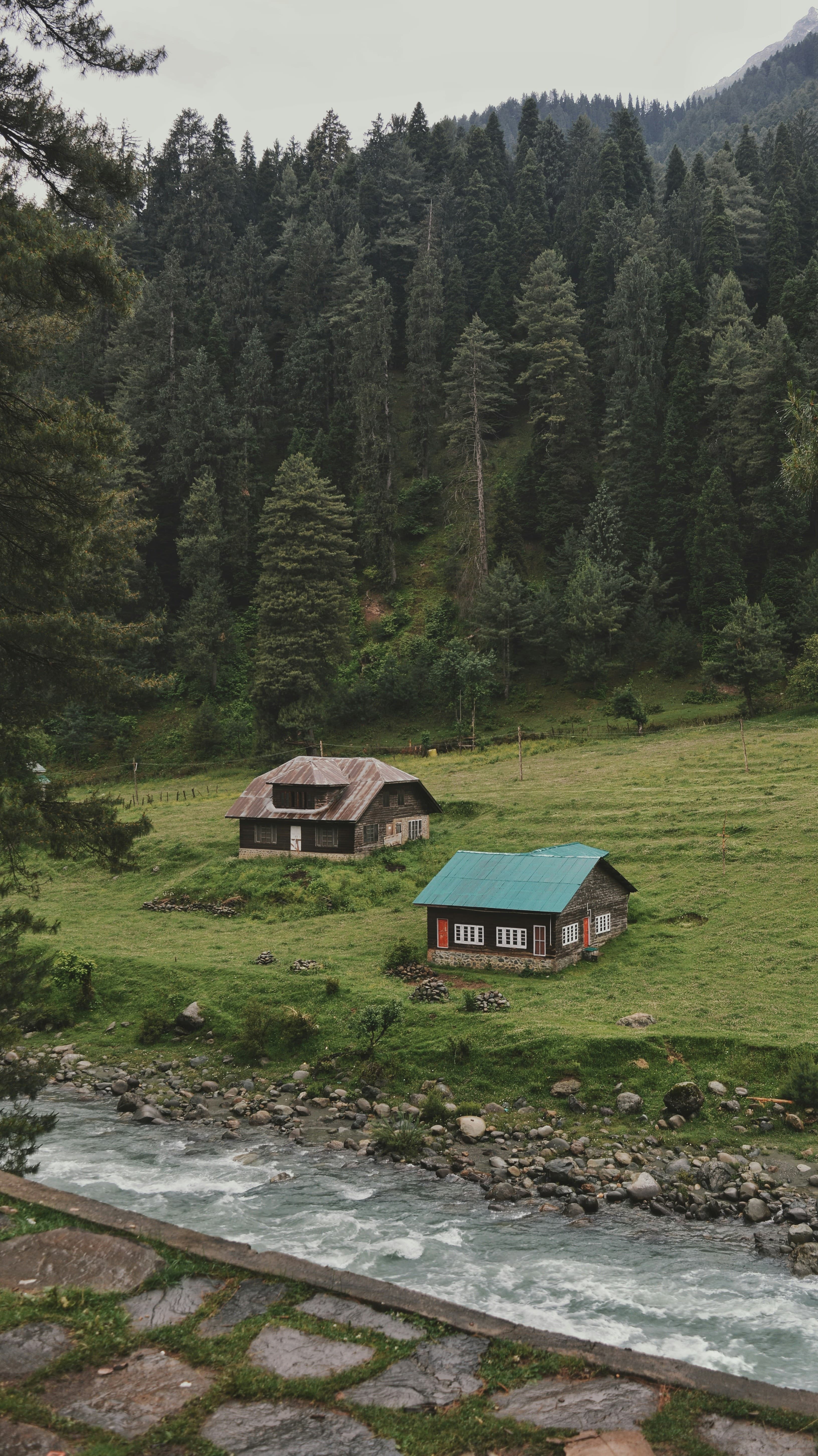 Luxury travel experience in Kashmir